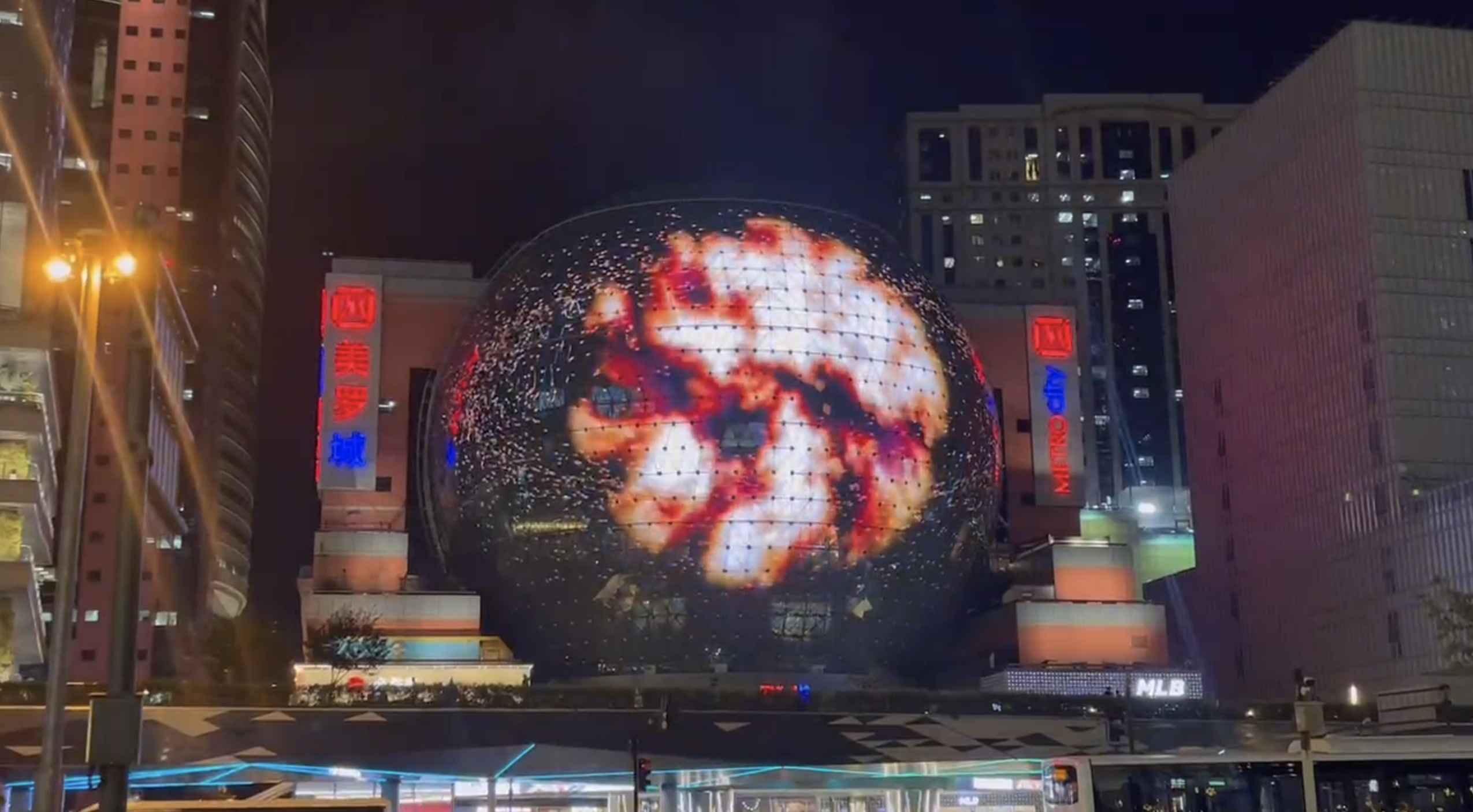 Shaman Planet — frame-22-04-metro-city-original.png